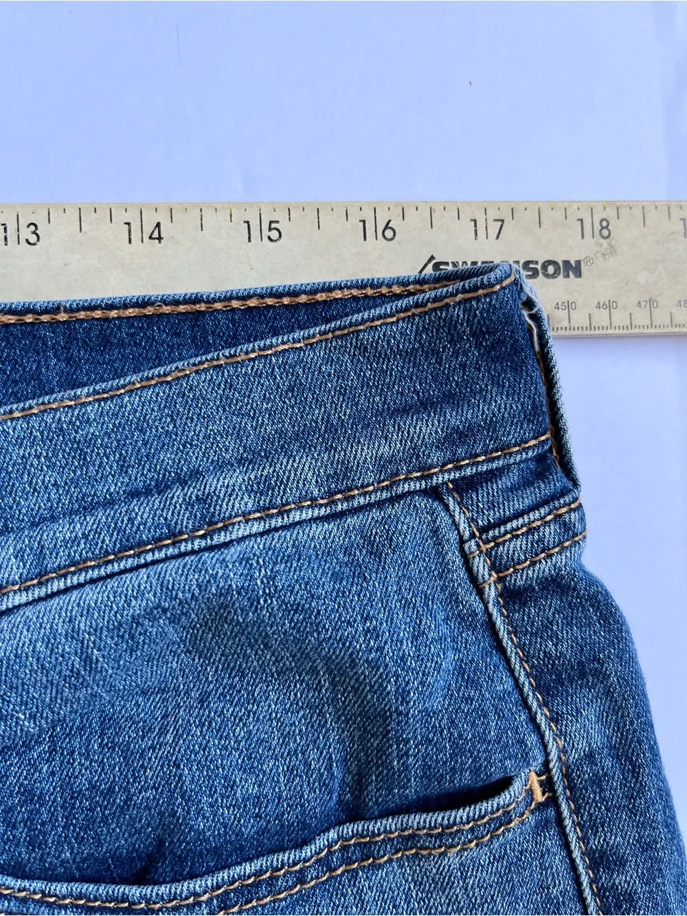 Old Navy WOW Blue Jean Shorts Size 12 Dark Wash Cuffed Denim Mid Rise Selvedge
